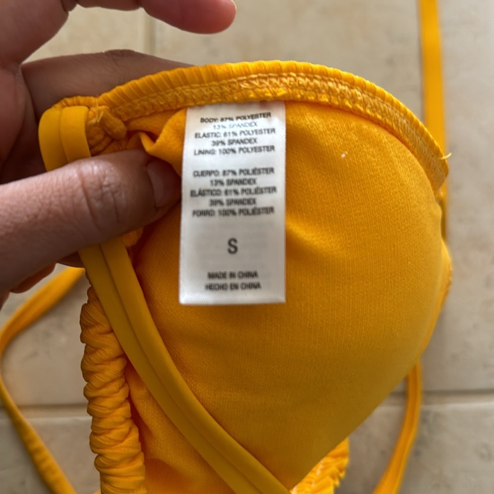 Small bikini top - Picture 2 of 2